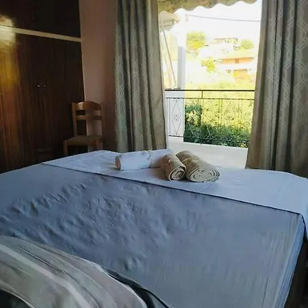 Διαμέρισμα Near The Paradise Mikra Mantinia *
